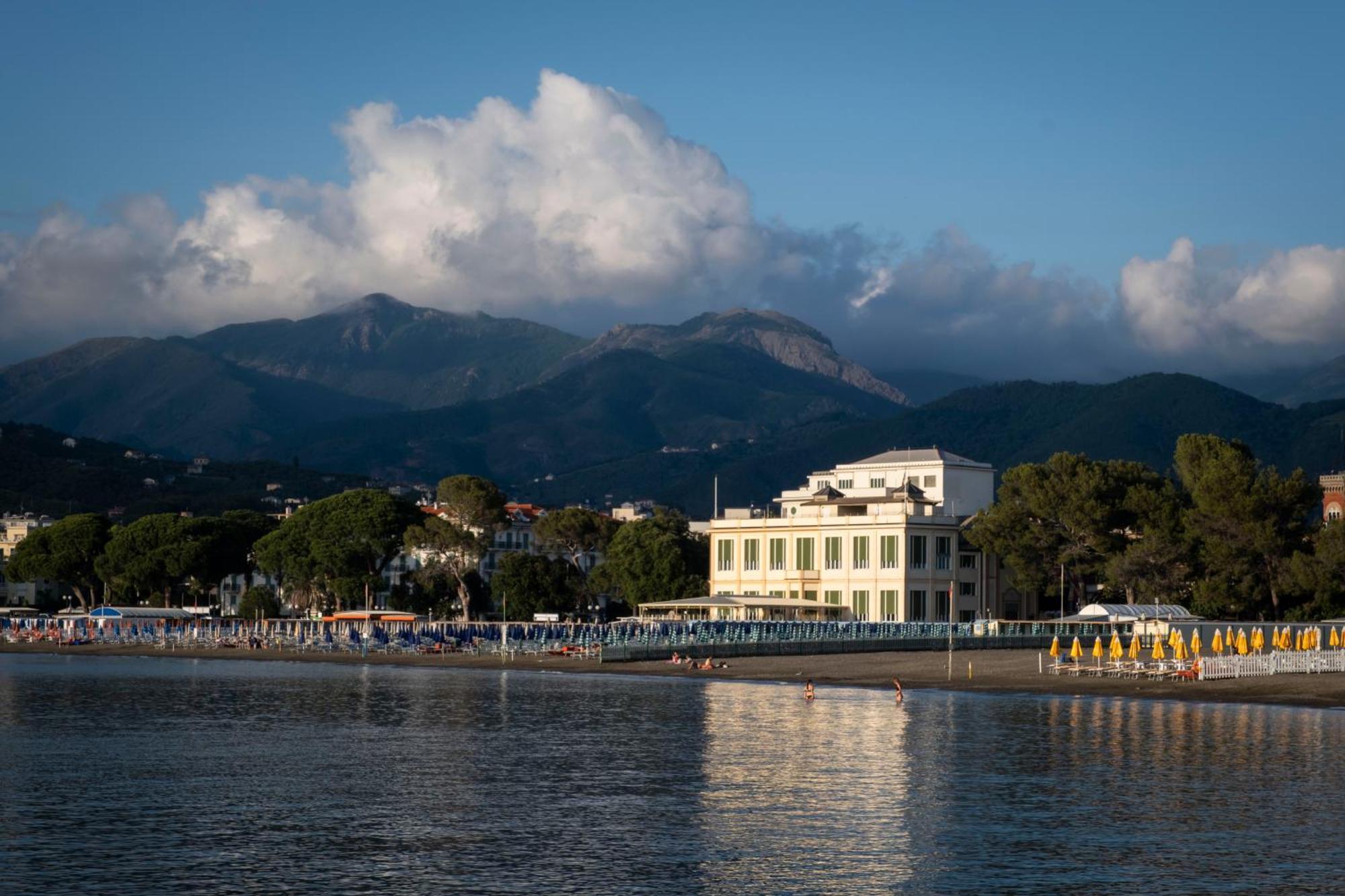 Suite Hotel Nettuno Sestri Levante Exterior foto