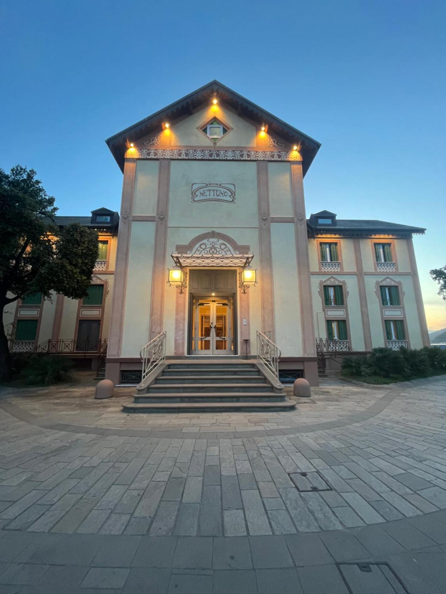 Suite Hotel Nettuno Sestri Levante Exterior foto