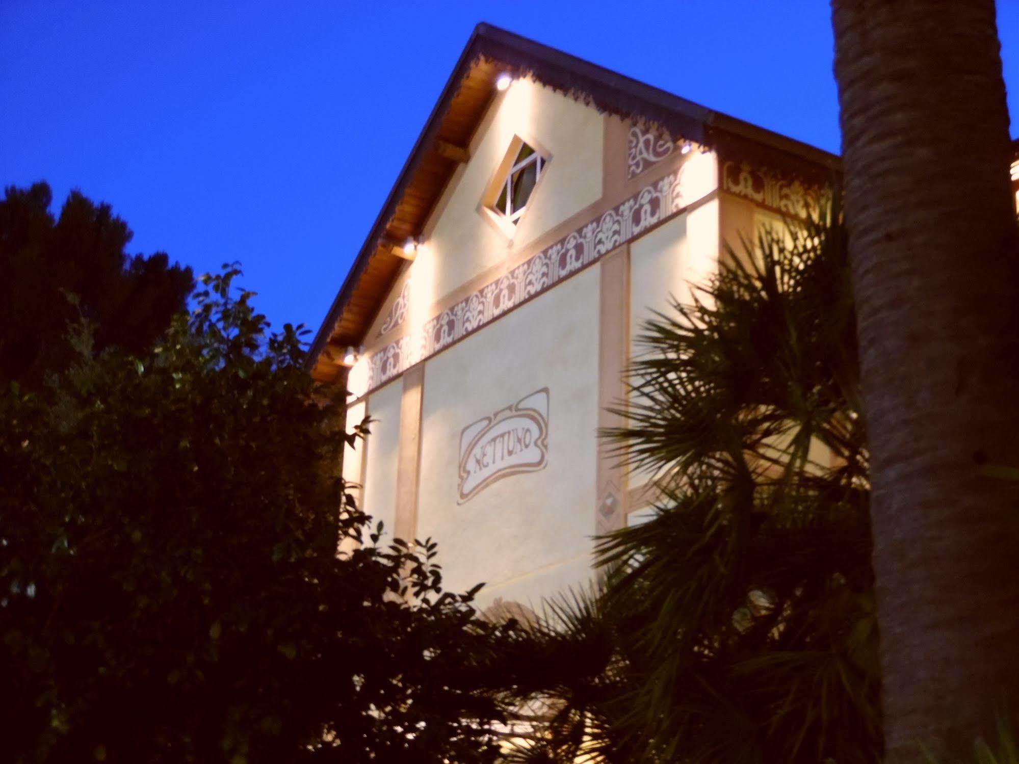 Suite Hotel Nettuno Sestri Levante Exterior foto